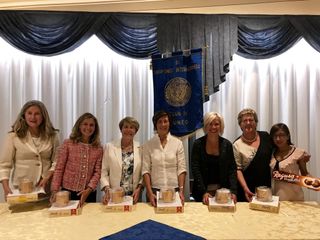 Da sinistra Slivana Martino, Maria Ricci, Olimpia Gandini, Nora Ghisolfi, Raffaella Gramaglia, la Segretaria Maria Gasco e Paola Olivero