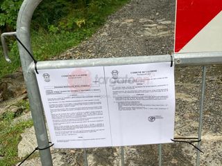 Strada chiusa verso il Valasco Strada chiusa verso il Valasco