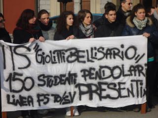 Pendolari in protesta