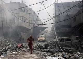 Gaza, 8 palestinesi uccisi in raid Israele sulla Striscia