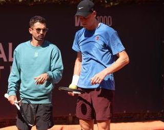 Sinner, Vagnozzi: "Spero di allenarlo per altri 15 anni. Cahill? Penso resterà" Sinner, Vagnozzi: "Spero di allenarlo per altri 15 anni. Cahill? Penso resterà"