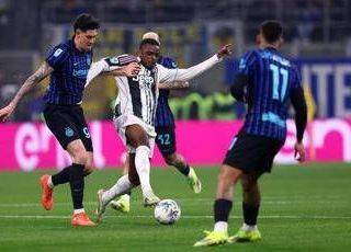 Bastoni nella bufera, l'esultanza dopo il rosso a Kalulu scatena i social