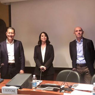 La neo presidente Sabrina Bertone con il presidente Ance Cuneo Gabriele Gazzano e il numero uno degli industriali cuneesi Mauro Gola