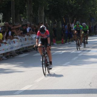 Ciclismo: annullata ogni gara fino a luglio