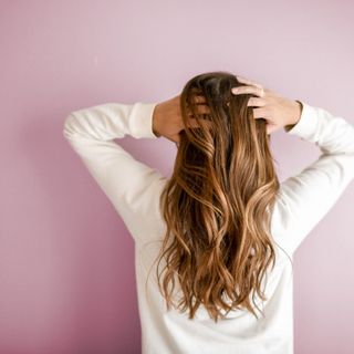Patch cutanea per capelli: di cosa si tratta e come funziona