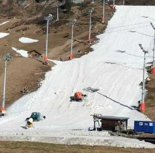 Sci alpino, Coppa del mondo: confermato il parallelo di Lech, donne in gara giovedì 26