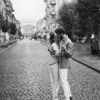 Cerchi una relazione duratura? Ecco gli annunci per single di questa settimana Cerchi una relazione duratura? Ecco gli annunci per single di questa settimana