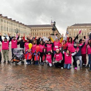 URMET ha partecipato alla Corsa solidale "Just the woman i am", a sostegno della ricerca sul cancro URMET ha partecipato alla Corsa solidale "Just the woman i am", a sostegno della ricerca sul cancro
