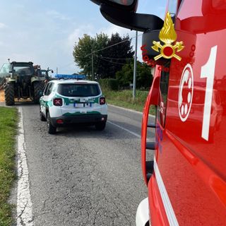 Rimorchio agricolo si ribalta a San Giuseppe di Busca