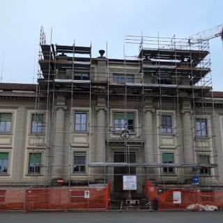 L'ospedale Carle di Cuneo L'ospedale Carle di Cuneo