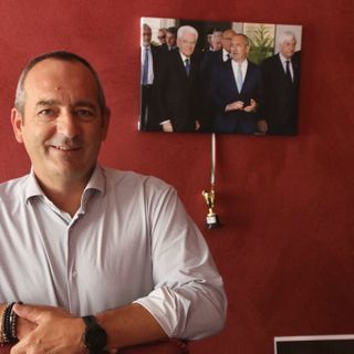 Luca Serale nell'ufficio dell'Assessorato ai Lavori Pubblici