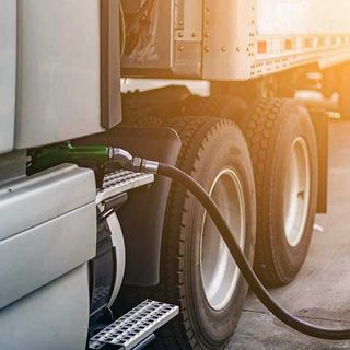 Autotrasporto, l’allarme da Cuneo: il caro gasolio mette in crisi il settore Autotrasporto, l’allarme da Cuneo: il caro gasolio mette in crisi il settore