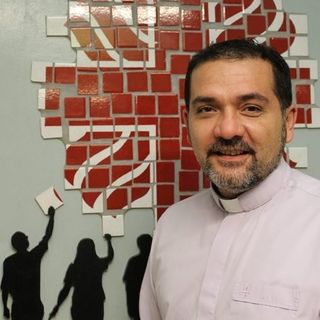 Ad Alba la prima lavanderia per i poveri intitolata a Leone XIV.  Il direttore della Caritas  diocesana Don Mario Merotta: “È il cuore della nostra missione”