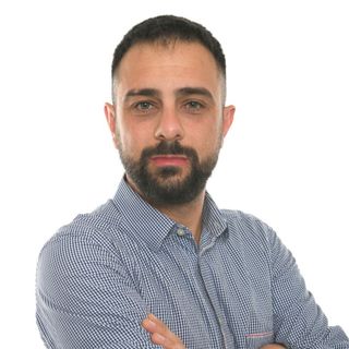 Cuneo culla di talenti: Marco Alba "dipinge" le emozioni con la luce al Teatro Regio di Torino