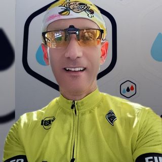 CICLISMO INDOOR / Il cuneese Antonello Martucci grande protagonista nell’Everesting
