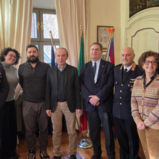 Bra, la Giunta saluta il direttore dei Vigili del Fuoco Giovanni Mariano Bra, la Giunta saluta il direttore dei Vigili del Fuoco Giovanni Mariano