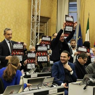 Protesta contro Askatasuna in Regione