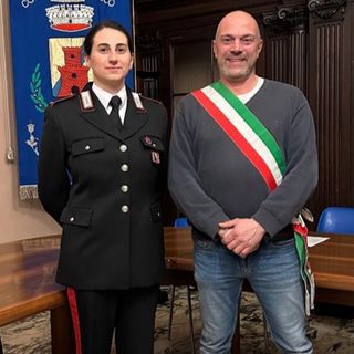 Il maresciallo Giuliana Maria Arcuri con il sindaco di Bagnasco Mauro Bertino Il maresciallo Giuliana Maria Arcuri con il sindaco di Bagnasco Mauro Bertino