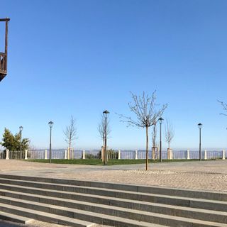 La piazza del belvedere di La Morra La piazza del belvedere di La Morra