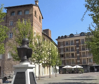 Alba, in piazza Pertinace è tempo di "Giobia Fest"