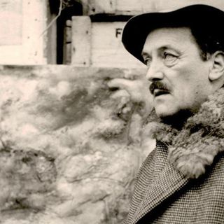 Pinot Gallizio in una foto del Comune di Alba