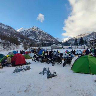 Agnellotreffen, a Pontechianale il motoraduno invernale più alto d'Italia (FOTO)