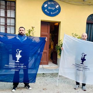 Da Alba a Jeddah: il sogno di sei sbandieratori del Borgo di San Lorenzo