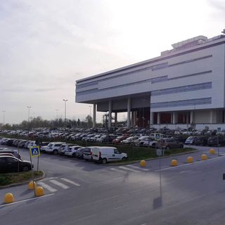 L'ospedale di Verduno e la mancanza di parcheggi: “Niente nuovi stalli, serve una nuova sensibilità da parte di tutti”