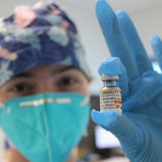 Covid, un caso su due è Omicron: 47.414 vaccini somministrati in Piemonte