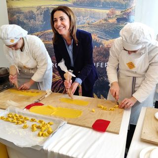 L'assessore Chiorino ha presenziato questa mattina alla tappa albese di "Io Lavoro"