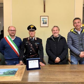 Alcuni momenti della cerimonia tenuta ieri nel palazzo comunale di Paesana