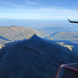Crissolo, coppia di alpinisti bloccata lungo la cresta est del Monviso, recuperati con una delicata operazione aeronautica