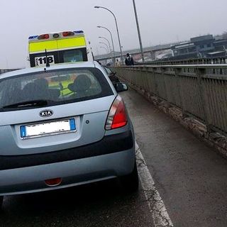 “O mi fate parlare con Barbara d’Urso o mi butto!”: aspirante suicida salvato dai carabinieri ad Alba