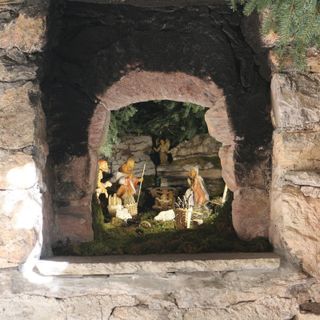 Garessio, via Vittorio Emanuele II per le feste diventerà la strada dei presepi