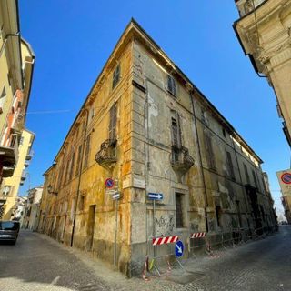 Palazzo Chiodo a Cuneo (archivio)