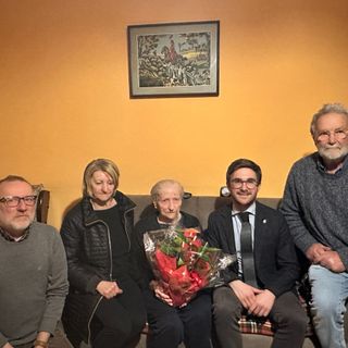 Il sindaco di Alba ha festeggiato i 102 anni della concittadina Laura Cane