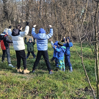 Alunni della primaria e dell'infanzia di Diano d'Alba insieme sulle tracce del "Lupo Astolfo"
