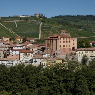 A Barolo un incontro con i Carabinieri per proteggersi dalle truffe