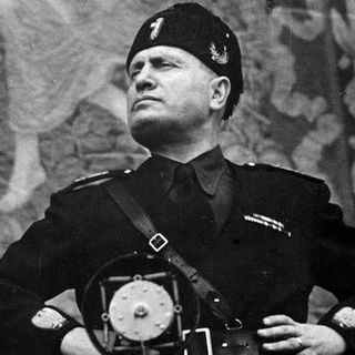 A Benito Mussolini, allora presidente del Consiglio, venne conferita dal Consiglio comunale di Saluzzo la cittadinanza onoraria il 25 maggio 1924