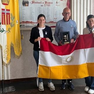 L'assessora Lucia Rosso con il sindaco Ezio Donadio e Maria Magdalena Verón L'assessora Lucia Rosso con il sindaco Ezio Donadio e Maria Magdalena Verón