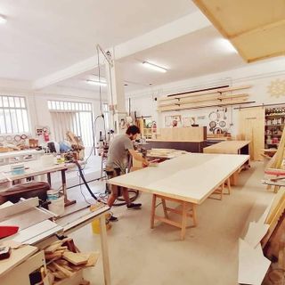 L'artigianato soffre, ma cerca un cambio di rotta: "Le famiglie ci mandino i ragazzi, non c'è solo l'Università"