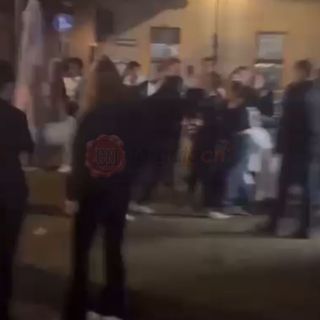 Maxi rissa tra ragazzine in piazza Boves: il Questore chiude il Prestige per 30 giorni