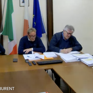 Un momento del consiglio comunale