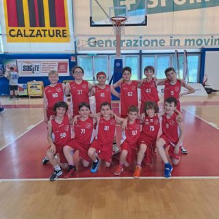 Gli esordienti della pallacanestro Farigliano