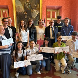 Racconigi, consegnate le borse di studio finanziate dalla Fondazione Clerici agli studenti dell'Arimondi-Eula
