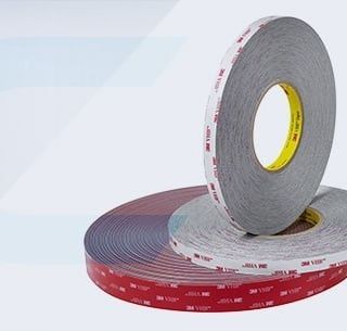 Perché il nastro biadesivo di AdhesiveTapes supera la concorrenza