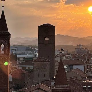 Al MUDI di Alba torna “MUdiSERA”: visite serali con brindisi sul campanile della Cattedrale Al MUDI di Alba torna “MUdiSERA”: visite serali con brindisi sul campanile della Cattedrale