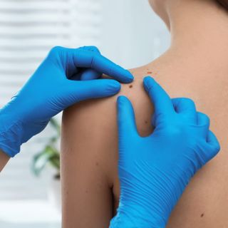 Controllo nei trattamenti anti-età: l’estate inizia dalla tua pelle Controllo nei trattamenti anti-età: l’estate inizia dalla tua pelle