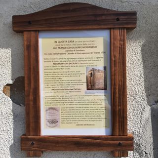 Poster dedicato alla memoria di don Meyranesio, a Sambuco