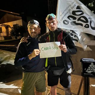Da Cherasco a Sant’Anna di Vinadio: due papà completano un pellegrinaggio di 93 km in 23 ore Da Cherasco a Sant’Anna di Vinadio: due papà completano un pellegrinaggio di 93 km in 23 ore